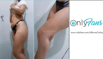 Bruna Carlos toda molhada no chuveiro, de blusinha!