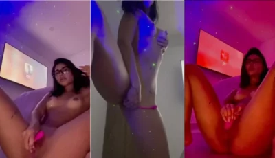 Vídeo da Karen Facundo se divertindo na hora da masturbação