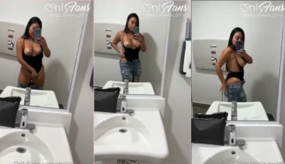 OnlyFans da Melisawildtv revelando tudo na frente do espelho